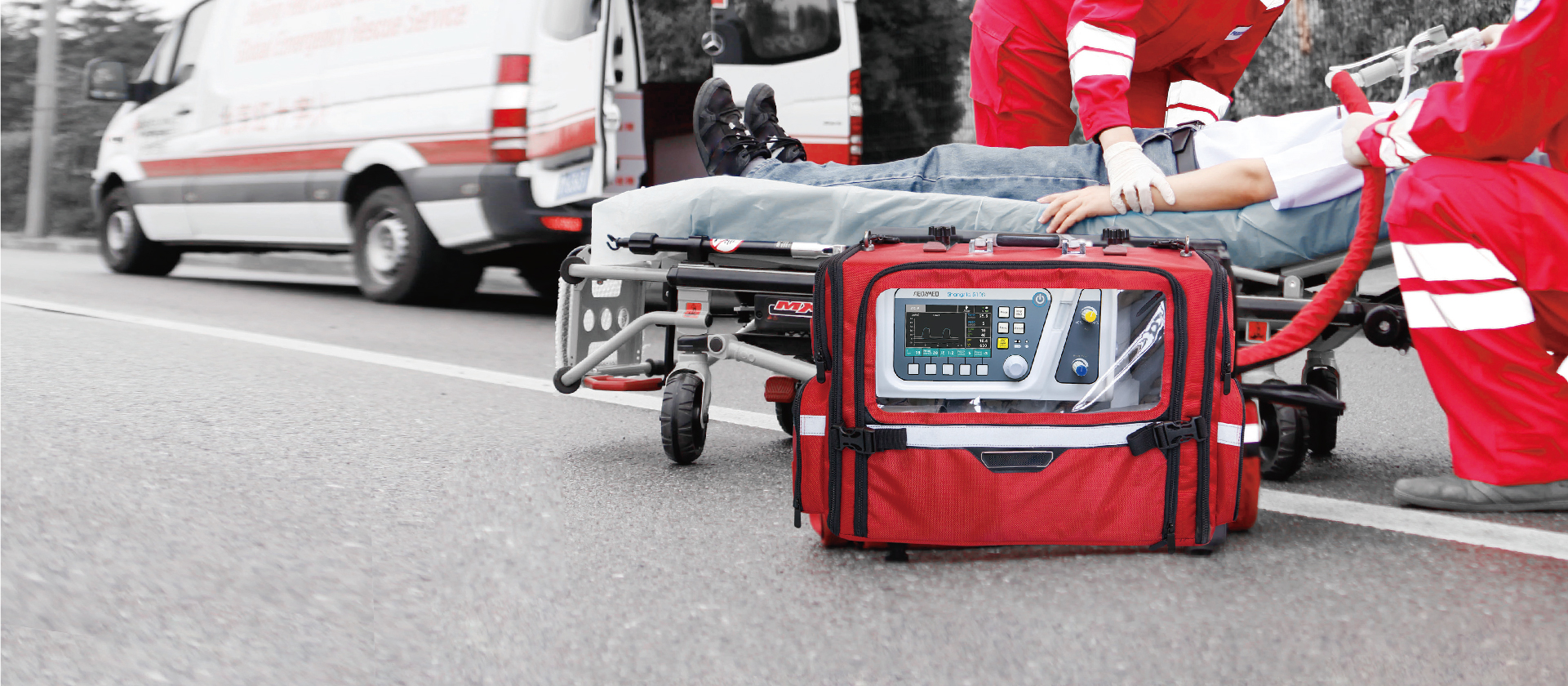 结构紧凑，小巧便携